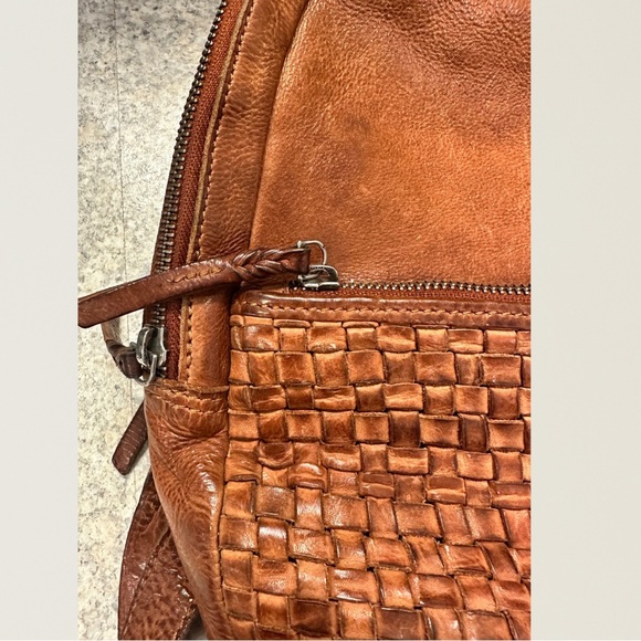 Vilenca Leather Backpack - Picture 4 of 4